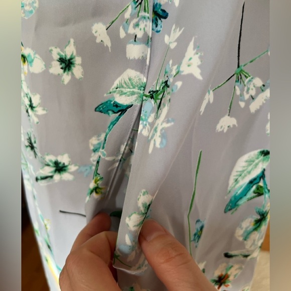 Amaryllis Women’s Pastel Light Blue Floral Button-Up Summer Dress Medium - Picture 4 of 4